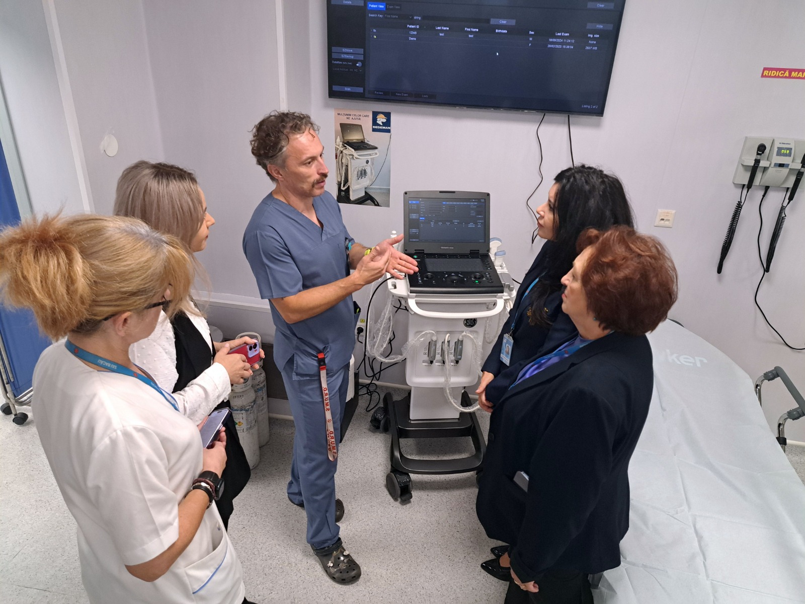 Ecograf portabil multifuncțional de ultimă generație la UPU Adulți