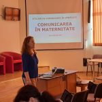 Mai multă empatie, mai multă grijă: cursuri de comunicare pentru echipa medicală din Maternitatea Bacău
